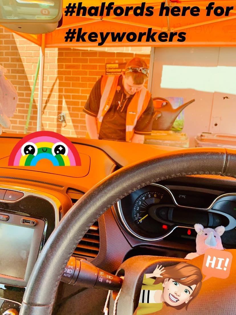 ConsultSlovak's tweet photo. Thank you @Halfords_uk here for #keyeworkers- free #carcheck for #nhs staff and all #frontline workers with @bluelightcard offering many perks in time of chaos and need #getroadready https://t.co/0Kfy8AcdYa