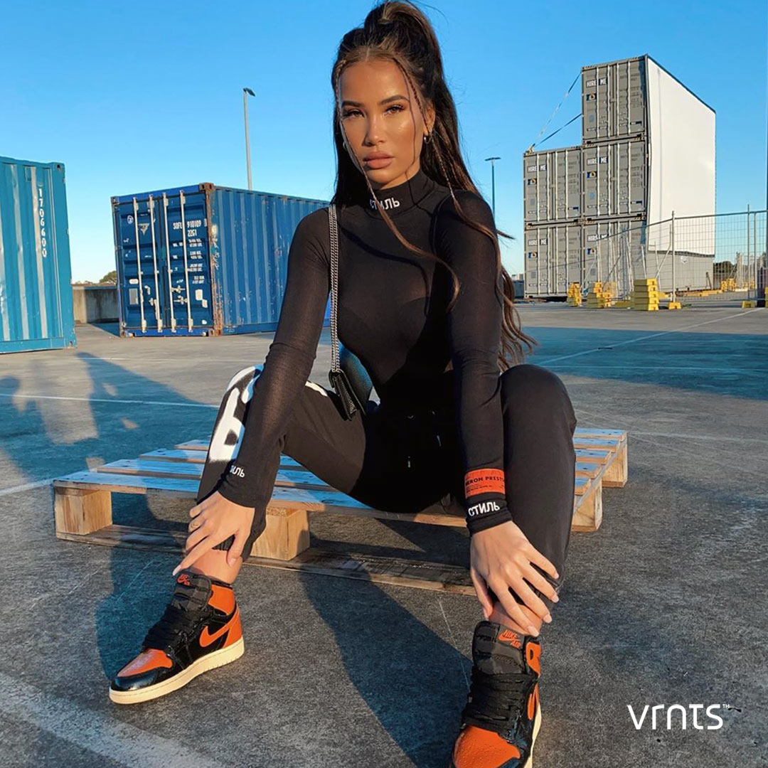 vrients's tweet photo. HERON PRESTON | @samantharaynerx  wearing @heronpreston new collection long sleeve t-shirt and cargo pants. Shop now Heron Preston at ▶️ https://t.co/p1KnsHaKCS
1d #HeronPreston #Vrients #vrnts https://t.co/R90DeSY3nL