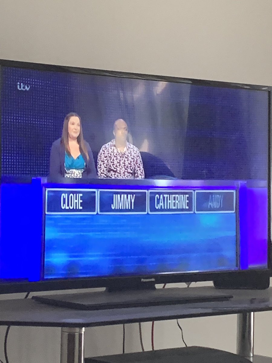 So my episode of #TheChase is currently airing again... can’t wait for the tweets telling me I spell my name like a bellend AGAIN 😂🤣
