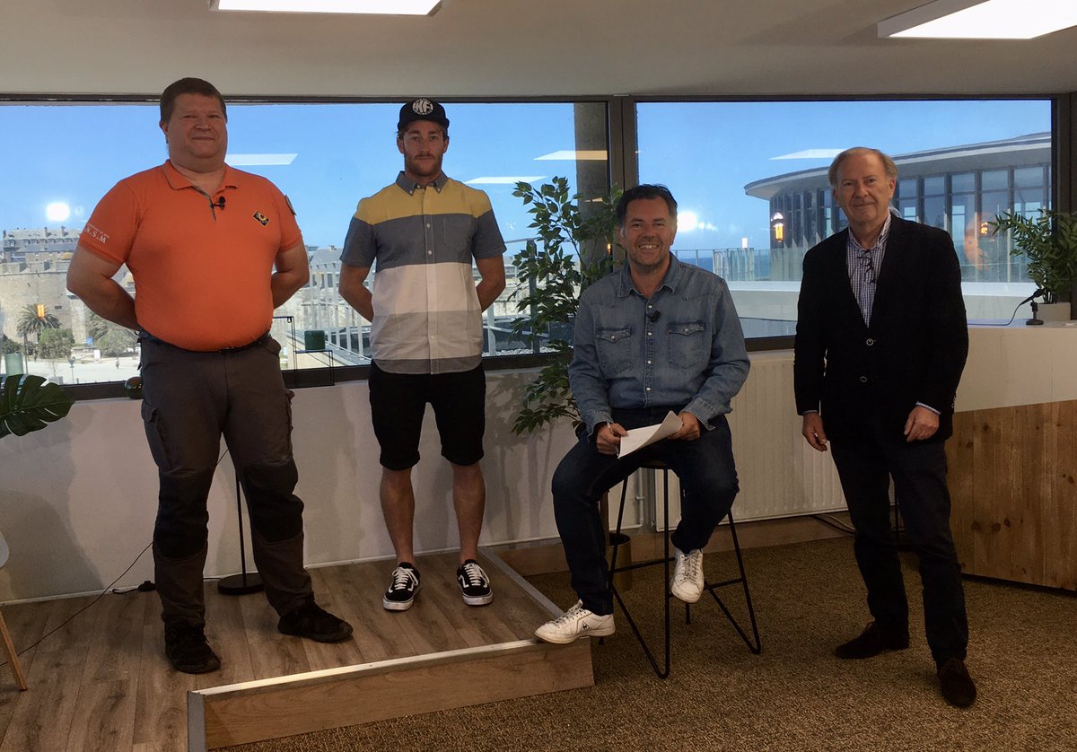 Ce soir à 18h30 et en replay sur <a href="/TVR35/">TVR La chaîne</a> <a href="/arnobenchetrit/">Arnaud BENCHETRIT</a> reçoit Dominique de La Portbarré, maire de Saint-Méloir des ondes et Pdt de la SPL <a href="/StMalo_Tourisme/">St-Malo</a> #SMBMSM Fred Guéné <a href="/SauveteursenMer/">SNSM</a> <a href="/SnsmCfi35/">SNSM FORMATION 35</a> ... En direct du <a href="/StMaloCongres/">PalaisduGrandLarge</a> <a href="/VilleSaintMalo/">Ville de Saint-Malo</a> #saintmalo