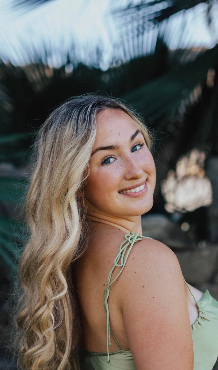 LQBlackhawks's tweet photo. Congratulations to LQ Senior Greta Tauferner who is on her way to Gonzaga University in the fall to study Engineering! #theblackhawkway https://t.co/FyfIBujVnR