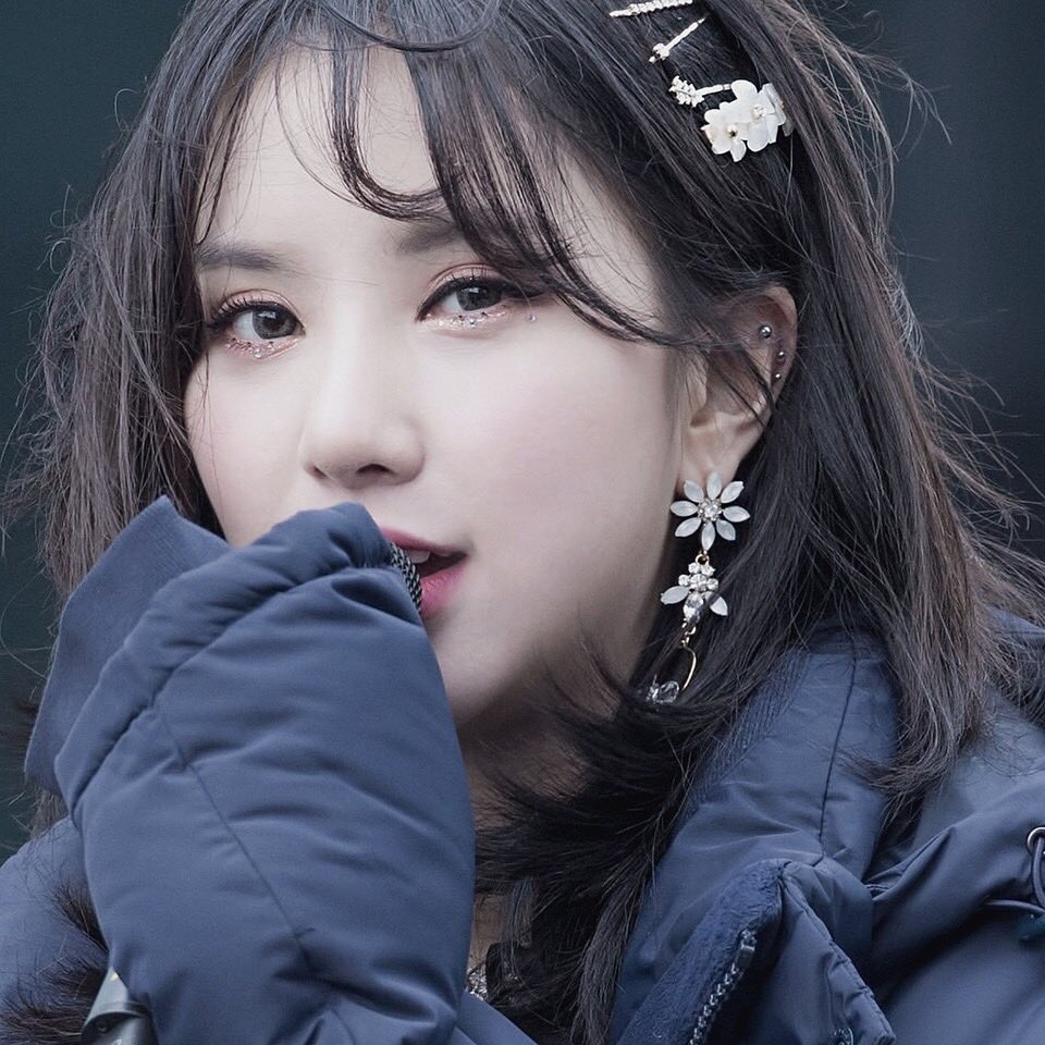 GFRIEND_moe's tweet photo. ウナちゃん誕生日おめでと！
どんどん綺麗になっていくウナちゃん最高😚👍💖
まじで天使💓💓💓💓
#happyeunhaday https://t.co/jQXJDLlqTS