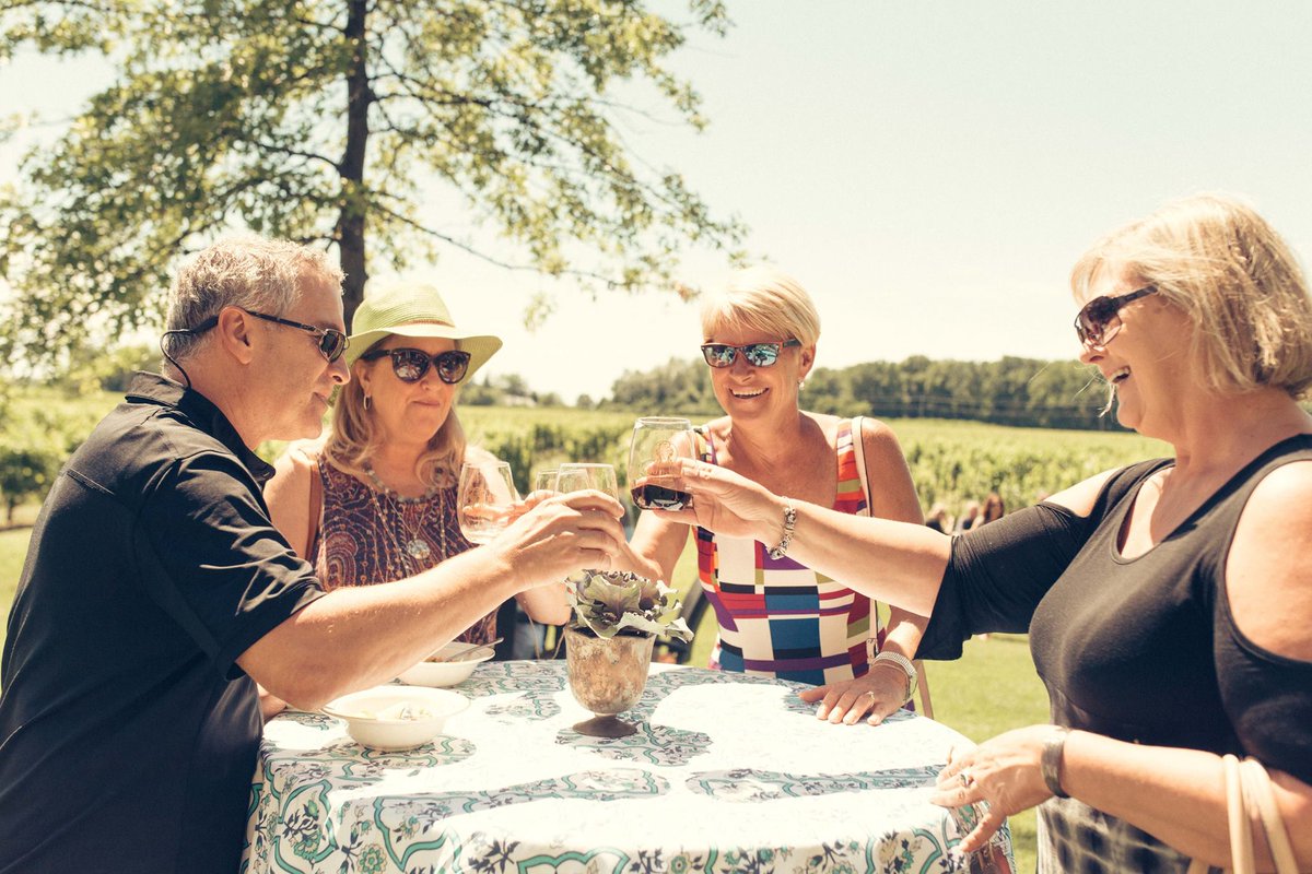 Ontario's wineries welcome over 2.4M visitors a year to wine country &amp; although tourism season may look a little different this year, you can still support our local wineries. Order #VQA #ONwine online for delivery or curbside pick-up. #TourismWeek 📷 <a href="/TwoSisters_wine/">Two Sisters Vineyards</a>