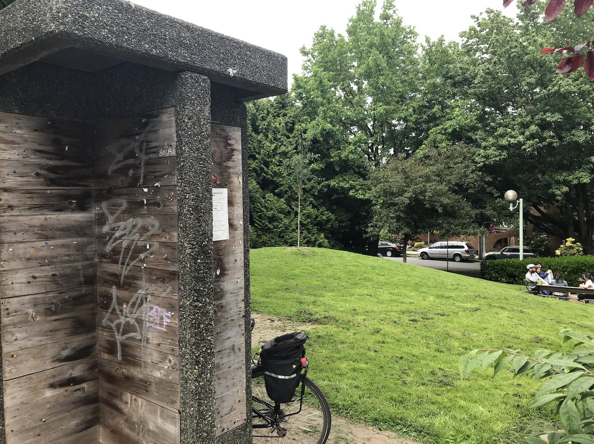 10. WILLOW PARK- Little parklet with no actually interesting park features- Empty bulletin board has very 90s vibe - Good place to sit; that& #39;s about it