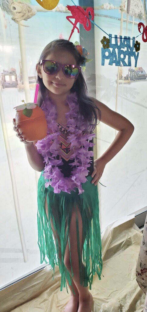 Miss Schaeffer tweet media