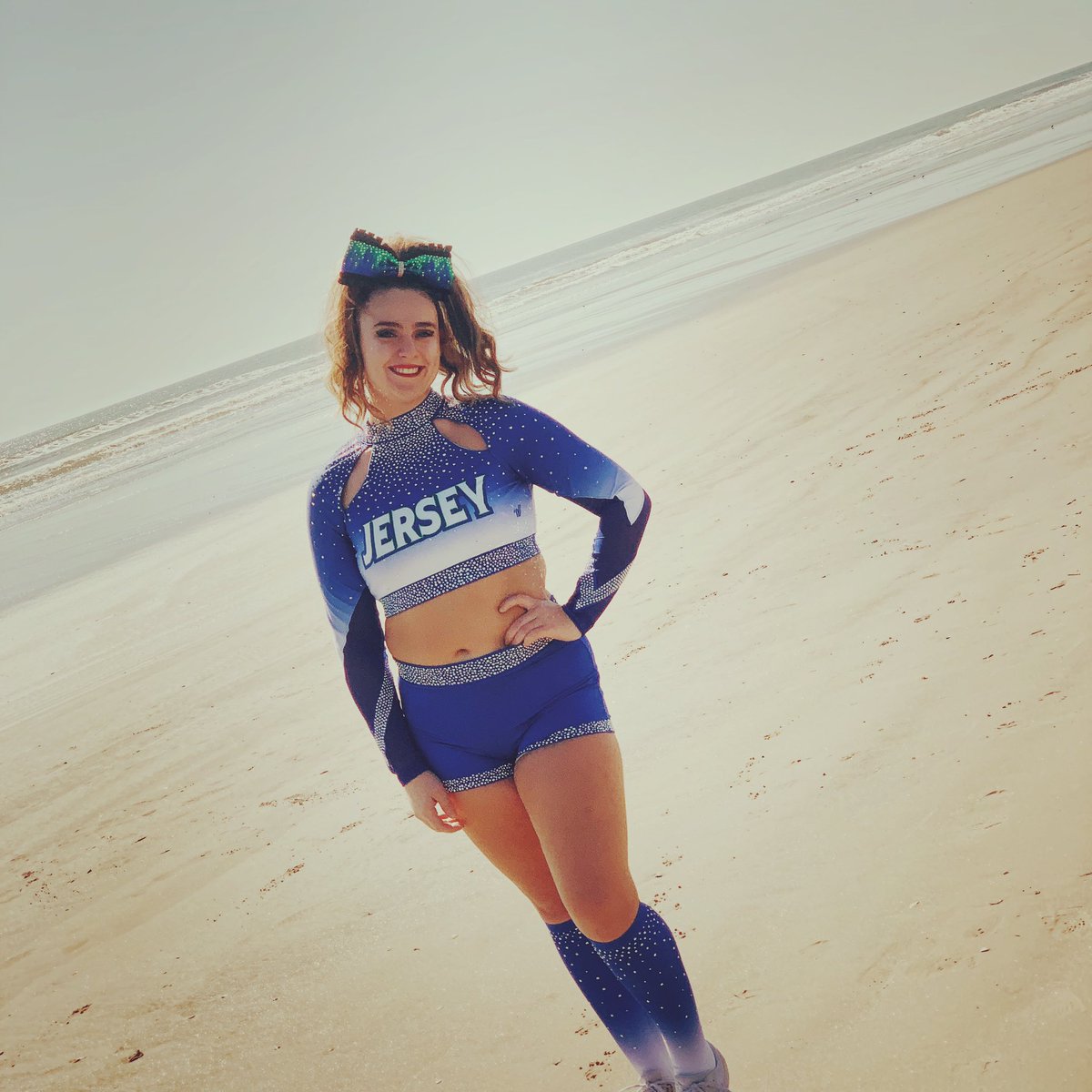 shellbell0818's tweet image. My #SummitSenior  💙💚 Jersey Allstars SR 5 Villains and SR 4 Sirens - full paid both for teams @VarsityAllStar