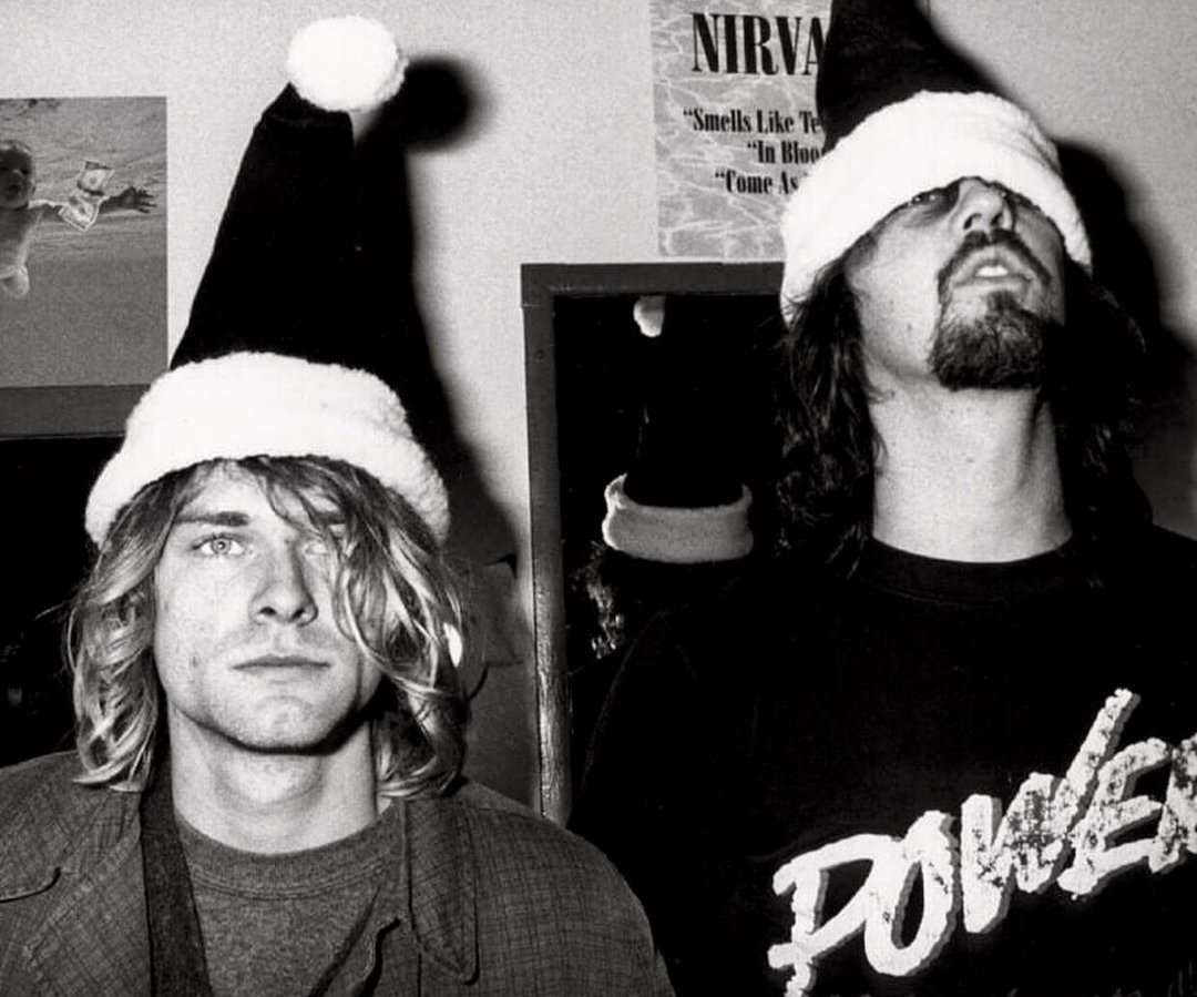  abro hilo de kurt cobain junto a krist novoselic 