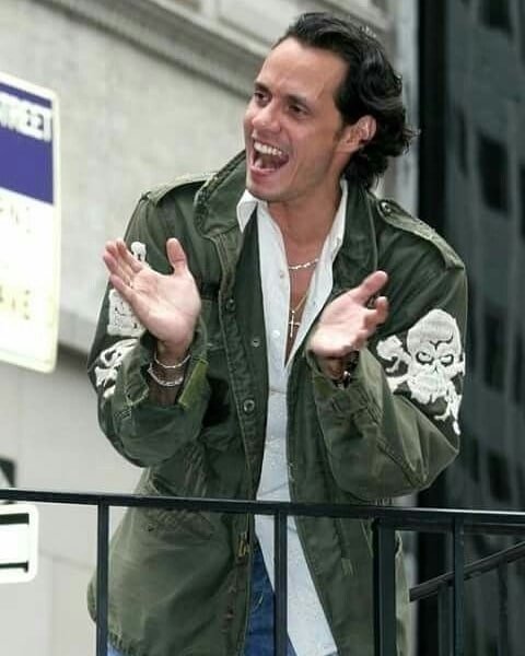 MarcAnthony_Mex's tweet photo. Reposted from @marcanthony_marquitos_fc Así o más sexy!? 😍 Bello flaco!! No? 😎

#fbf #marcanthony #marcanthonyfans #marquitosfc 
#flacobello #flacodeoro #salsaking #boricua #foto #photooftheday #photography #viernes  - #regrann https://t.co/KVoO15R2tS