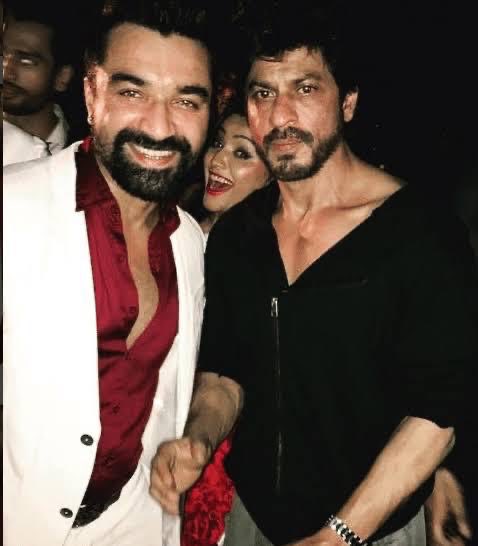 SRKCHENNAIFC's tweet image. @AjazkhanActor Happy Birthday Ajaz Bhai! Hope u have a wonderful year! Stay blessed. Sending u lots of love from Team SRKCFC

 #HappyBirthdayAjazKhan