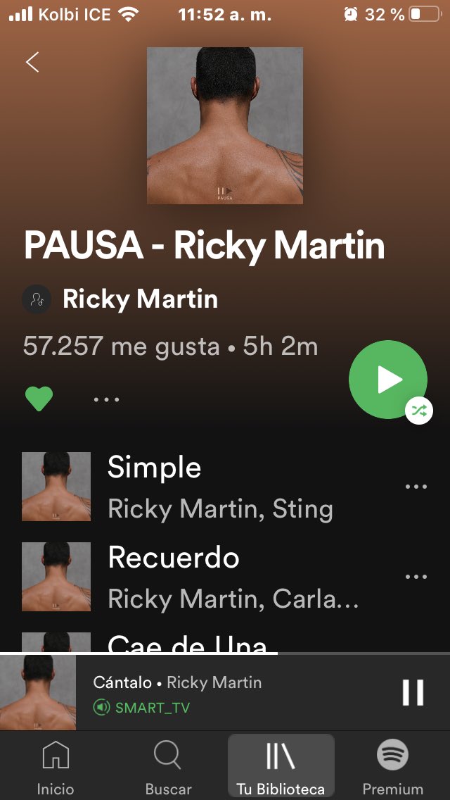 cr_ricky's tweet photo. Esta🔥🔥🔥 #PausaPlay #pausa @ricky_martin 🌈🌈🇨🇷💜 https://t.co/mpreprEiJ4