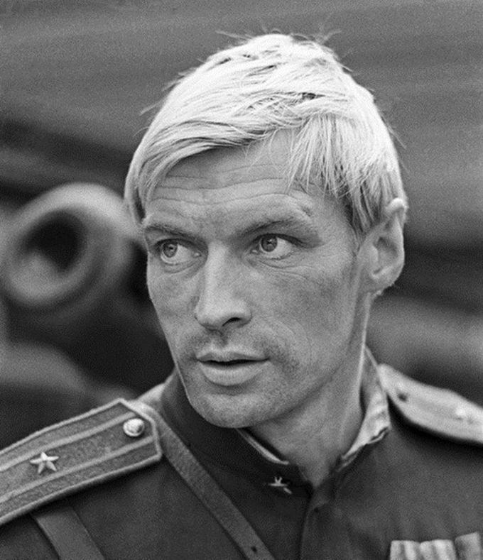 imdt1's tweet photo. В мае родился Николай Олялин  (1941- 2009) — киноактёр, кинорежиссёр и сценарист, После распада СССР Николай Олялин активно поддерживал «Русский проект» Петра Луцика, снимался исключительно в России. https://t.co/2FYvSV98Zz