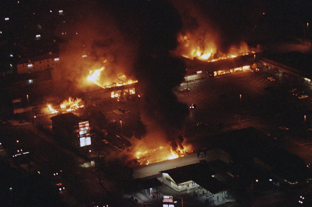 18/N It would be irresponsible not to draw parallels between the 1992 Rodney King riots and the 2020 Minnesota riots. The first 2 pictures are of the Rodney King riots and the last two are form the riots in Minneapolis that occurred just yesterday.