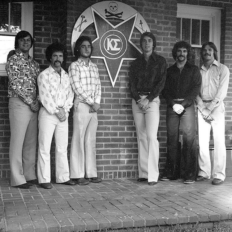 Throwback 📸from <a href="/Theta_Mu_NSU/">Kappa Sigma</a> #groovy #flashbackfriday 🕺🏼