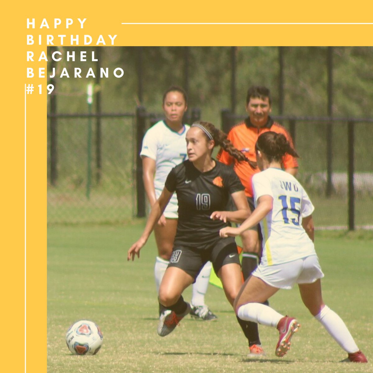 USTWSoccer's tweet image. Whoohoo!! Happy birthday to freshman, Rachel Bejarano #19 🥳 Have a great day! 🎈🦁 #USTWS #CeltFamily