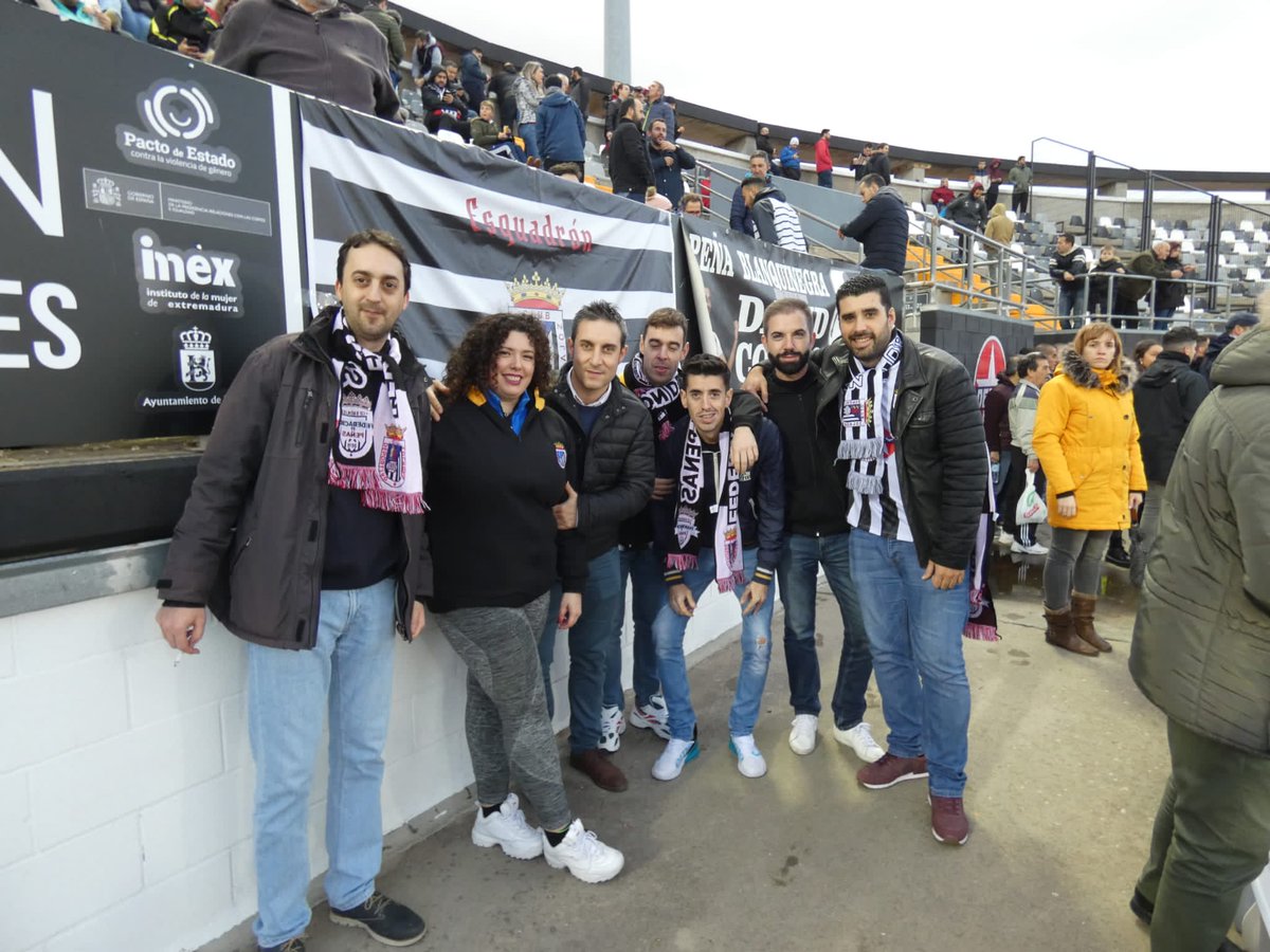 Esquadron_blanquinegro tweet media