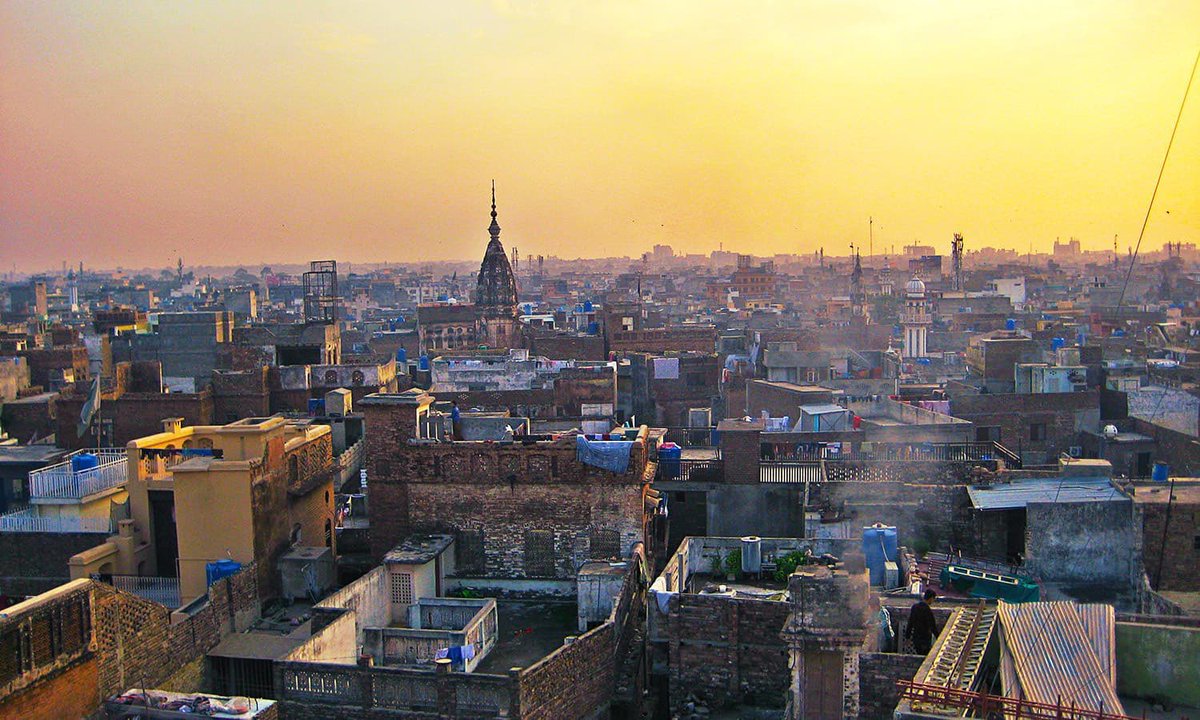 The Hindu temple from Sujan Singh haveli, Bhabra Bazar, Rawalpindi, Pakistan.Hindu and Sikh families who have migrated to India and UK still visit this neigbourhood.