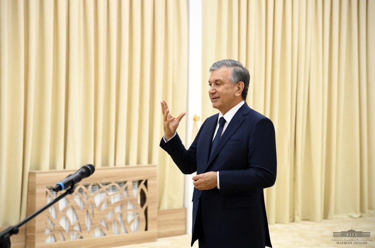 president_uz's tweet photo. The President meets with Sergeli district leadership and residents, discusses life under lockdown, pressing issues of concern, investment projects, gives due instructions to executives.
#Mirziyoyev #Sergeli #dialoguewithpeople #wellbeing #investmentprojects https://t.co/CJb15FZi5N