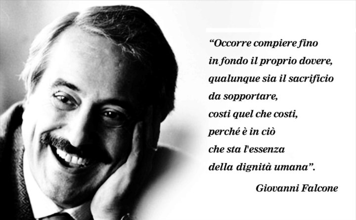 Giovanni Falcone L Uomo Che Sfidò Cosa Nostra