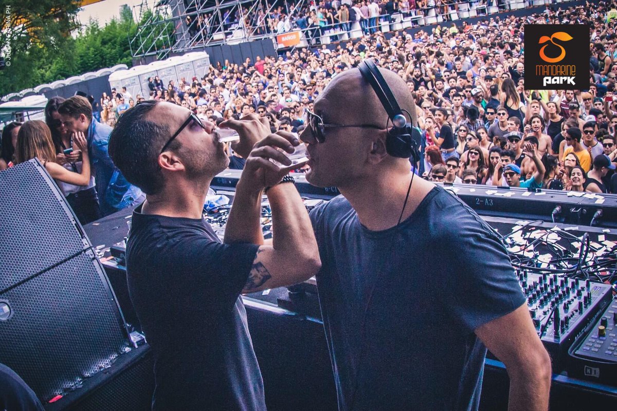 I got that Friday Feeling😎
Caption this [Que titulo le pondrías a esta foto]📸
<a href="/marcocarola/">marco carola</a> &amp; <a href="/nicfanciulli/">Nic Fanciulli</a> - Mandarine Park 2014
.