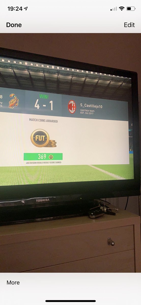 A_King98's tweet photo. @SamuCastillejo 4-1 and a rage quit after 55 mins, quite clear to see who has the footballing brain, and with your 99 card aswell, gash https://t.co/IHcOCJd37W