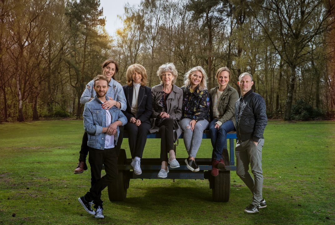 family <a href="/david_platt_1/">David Platt</a> <a href="/xGailPlatt_/">Gail Platt</a> <a href="/Audrey_Platt_x/">Audrey Platt</a> <a href="/bethplatt5/">Bethany Platt</a> <a href="/Bethany_xCorrie/">•𝐵𝑒𝑡ℎ𝑎𝑛𝑦 𝑃𝑙𝑎𝑡𝑡. 🌻x</a> <a href="/sarahplatt_xx/">Sarah Platt</a> <a href="/SarahLouPlatt3/">Sarah'Lou Platt</a> @nicktilsley2 <a href="/NickTilsley4/">Nick Tilsley</a> ❤️