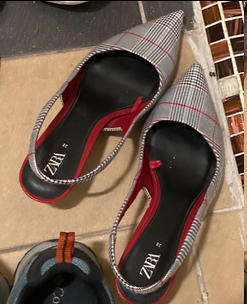 想想我最後選擇那對? YOU choose is ?  #扫楼 #恋足 #打胶  #原味 #射鞋 #Cumshoes #射平底鞋 #Cumflats https://t.co/o2LiemCwIo<a href="/tag/%E6%89%AB%E6%A5%BC"class="tags">#扫楼</a><a href="/tag/%E6%81%8B%E8%B6%B3"class="tags">#恋足</a><a href="/tag/%E6%89%93%E8%83%B6"class="tags">#打胶</a><a href="/tag/%E5%8E%9F%E5%91%B3"class="tags">#原味</a><a href="/tag/%E5%B0%84%E9%9E%8B"class="tags">#射鞋</a><a href="/tag/cumshoes"class="tags"><span>#cumshoes</span></a><a href="/tag/%E5%B0%84%E5%B9%B3%E5%BA%95%E9%9E%8B"class="tags"><span>#射平底鞋</span></a><a href="/tag/cumflats"class="tags"><span>#cumflats</span></a>