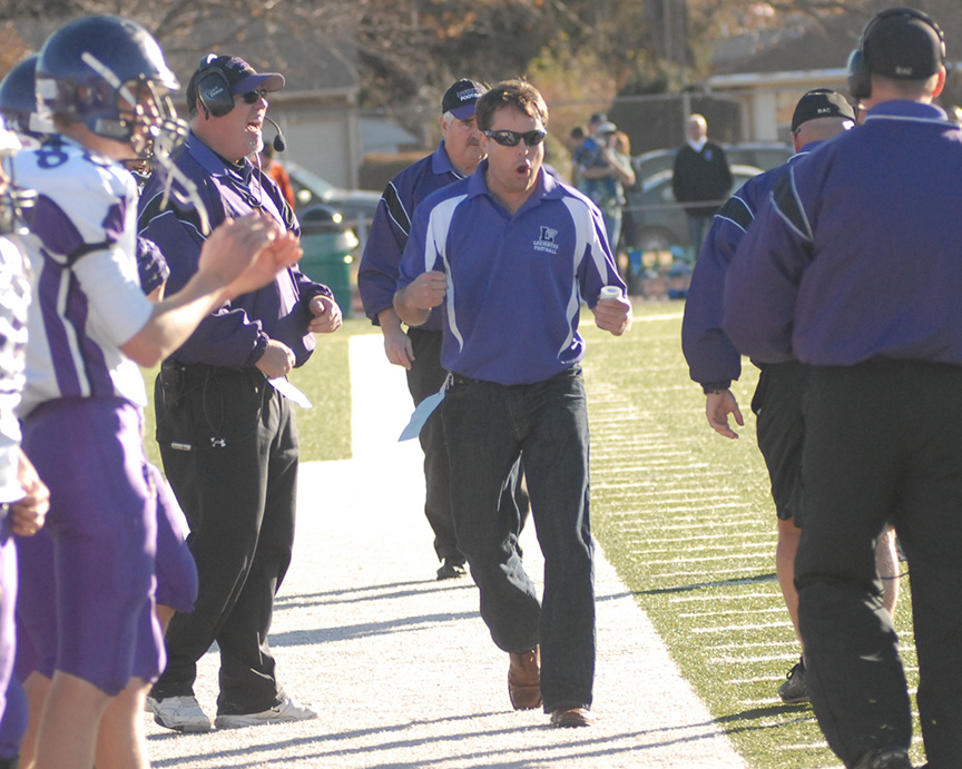 andysportscribe's tweet photo. @DocDLouisburg is synonymous with Louisburg and LHS athletics. He has treated patients at Louisburg Chiropractic Office and served as the LHS team doctor since 1992. After tomorrow, Dennis will officially step away from both positions after 28 years. https://t.co/nXXP7nBNs3 https://t.co/mwqr1MJAZf