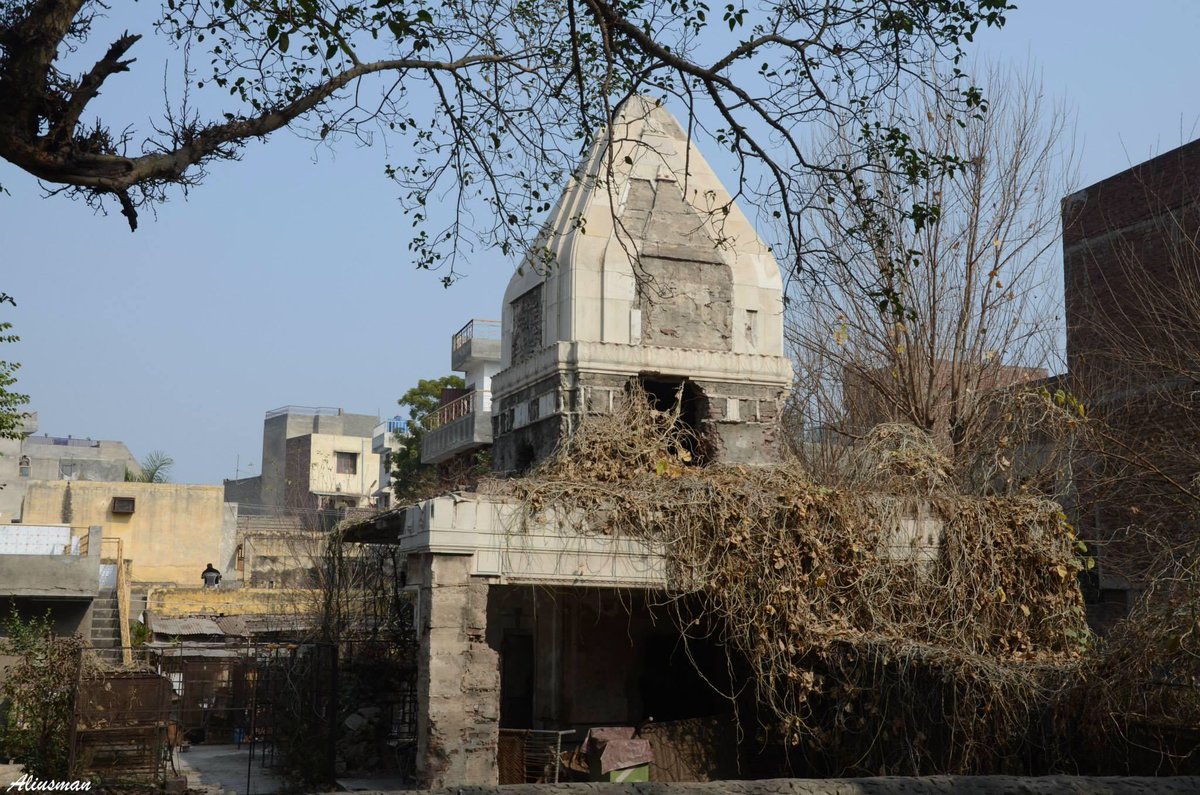 21•A ruined Hindu temple in Sanda area of Lahore, Punjab.