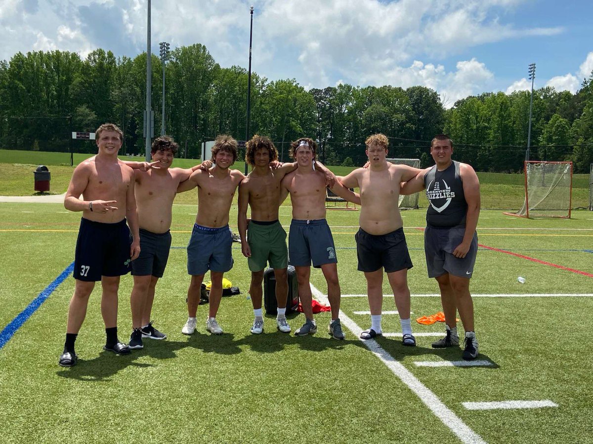 TaylorCoxYoung1's tweet photo. 50 40s during this scorching heat @FtballAtTheView @CoachWilliams22 https://t.co/ccUhUsy5Ar