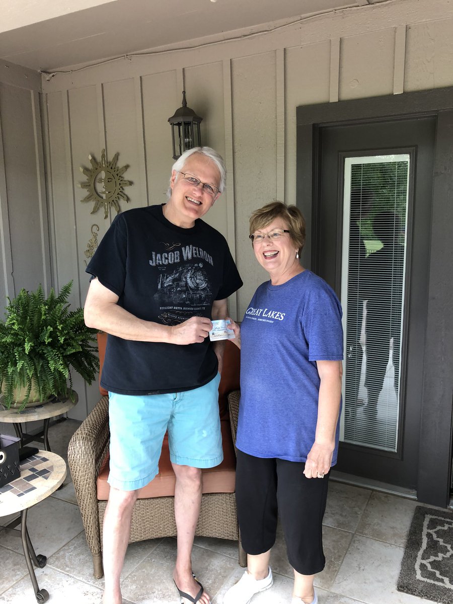We love our JOCO community! Thank you Tom and Linda Robison for your donation to help our families who may be struggling with meals during this time. #Heartforkids