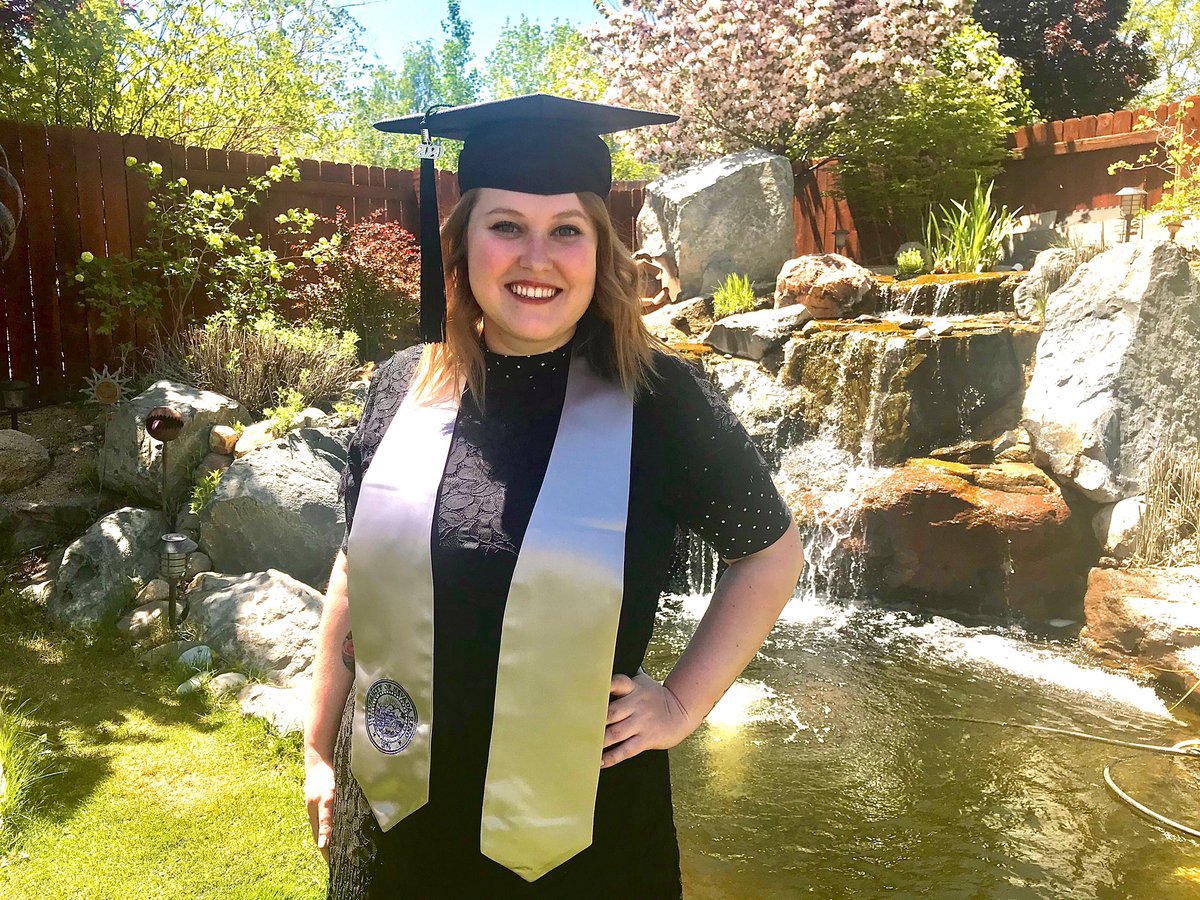 AdvancedChild's tweet photo. Join us in CONGRATULATING Julia on graduating from UNR with a double major in Psychology and English Literature! Julia will continue to expand her experience before pursuing graduate work in Developmental Psychology. Thank you for alway being a ray of sunshine for your clients!💛 https://t.co/HNj1RJPjkn