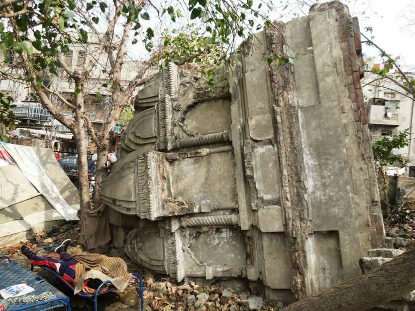 23•In retaliation for the demolition of Babri Mosque in India, the main structure of a Jain temple in Lahore, razed to the ground on 8 December 1992.