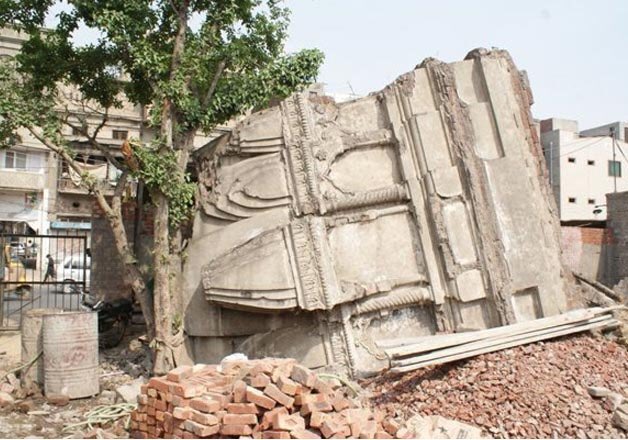 23•In retaliation for the demolition of Babri Mosque in India, the main structure of a Jain temple in Lahore, razed to the ground on 8 December 1992.