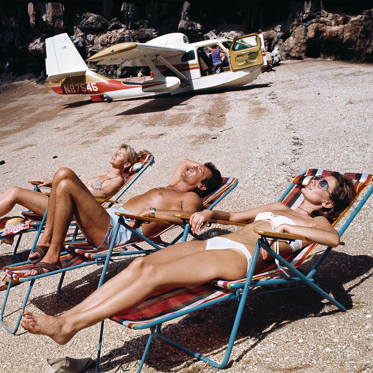 007's tweet image. Weekend plans? Here’s some of the Bond cast and crew enjoying some down time to inspire you.