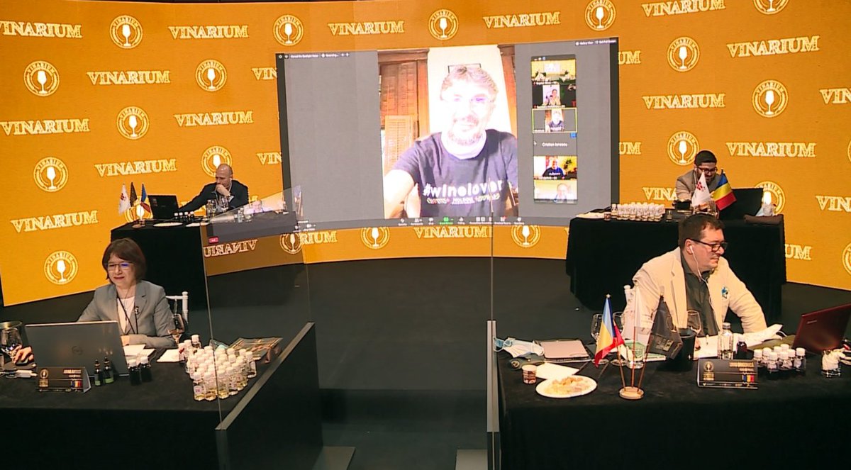 "Perhaps 1 of the greatest achievements of VINARIUM throughout the years is building a strong community of professionals. Luiz Alberto - #winelover - woke up today at 5:30am to say hi 2 his colleagues, jurors of #VINARIUM.
We cannot thank U enough, Luiz!" 
➡️ #Thankful &amp; #Honored