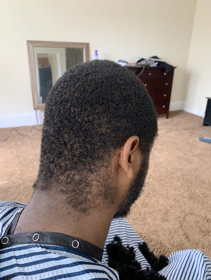 jazthebarber2's tweet photo. It feel like I’m on some🤫
DM for booking! #baltimorebarber https://t.co/r5NNAeNC4x