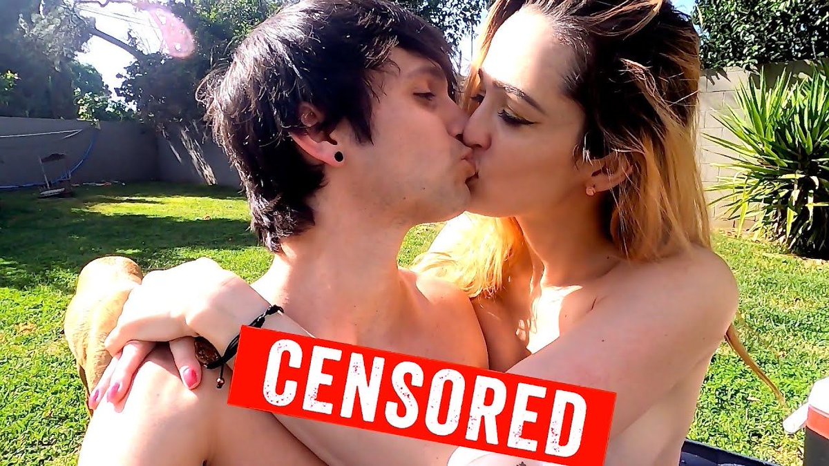 New vlog premiering right now! youtu.be/hEM9yNxqiqo

Come hang with <a href="/JaclynGlenn/">Jaclyn Frank</a> &amp; <a href="/dmfdmfmusic/">David Michael Frank</a> in the live chat!