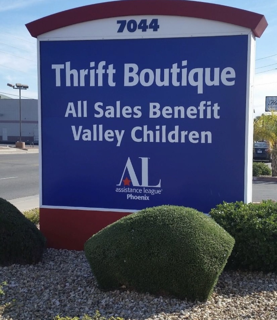 In this #conversationswithcatherine episode, I chat w/<a href="/a_runyon/">Aimee Runyon</a> of <a href="/ALPHX/">Assistance League </a> about reopening of Thrift Boutique &amp; how support helps fund programs like #operationschoolbell for low-income students whose families will be greatly impacted by pandemic WATCH: youtu.be/hRhcl4jfGsg