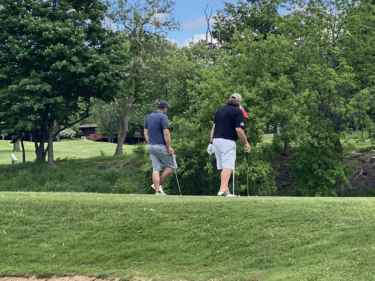 Miss Kira tweet media