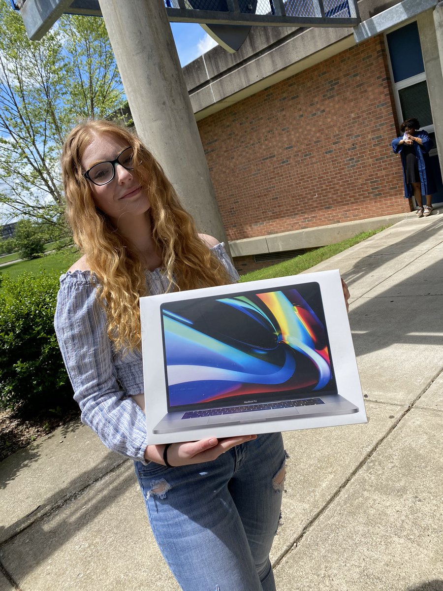 Traci Hunt tweet media