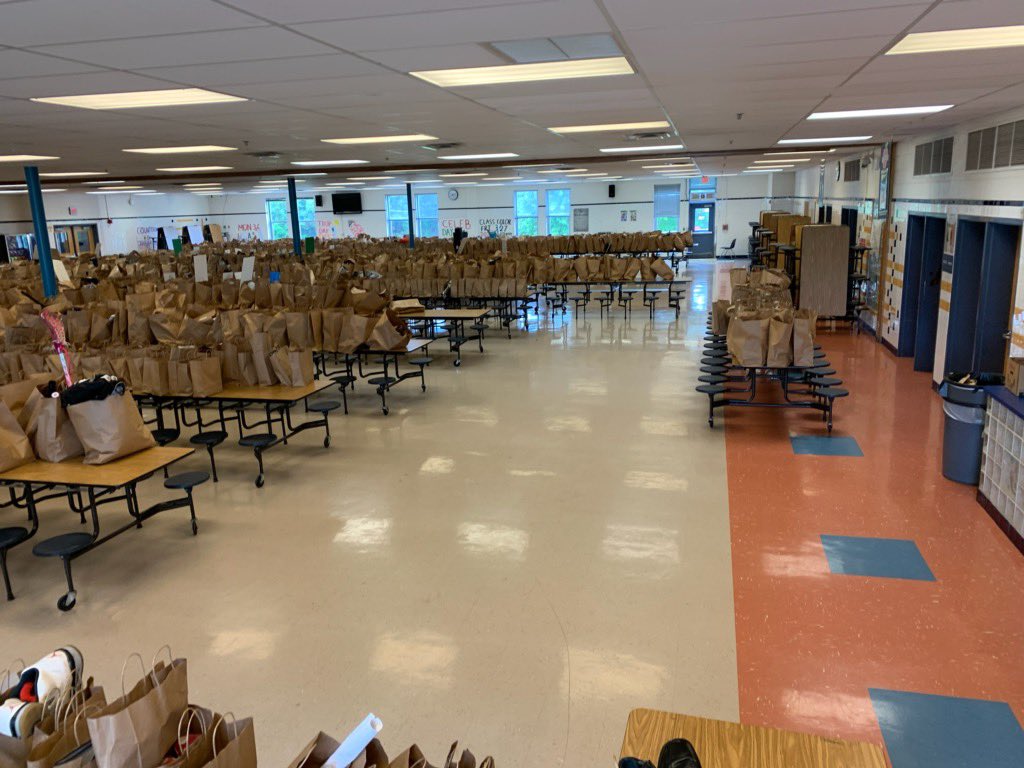 So proud of our Hawk Team!  Unbelievable effort to clear out every locker in the school, bag and combine all the contents from all the different lockers into one bag and alphabetize for one stop shop! #HawkPride @FCPSHayfieldSS