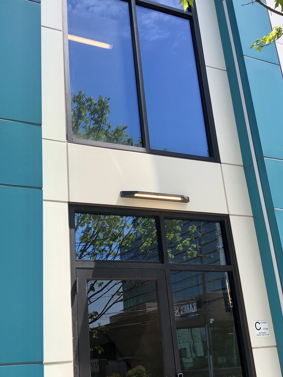 FairfieldMetal's tweet image. #TGIF Vermella-Union Building-A is completely amazing! Over 35,000 squarefeet of #ACM. The Econect-Z panel system looks good with any color.