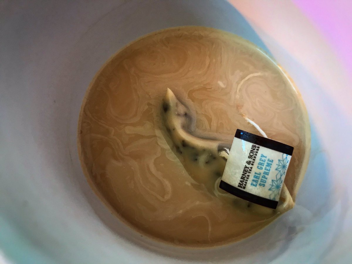 seizuresalad's tweet image. Smh. #teafail

At least the swirls of heavy cream look pretty cool.