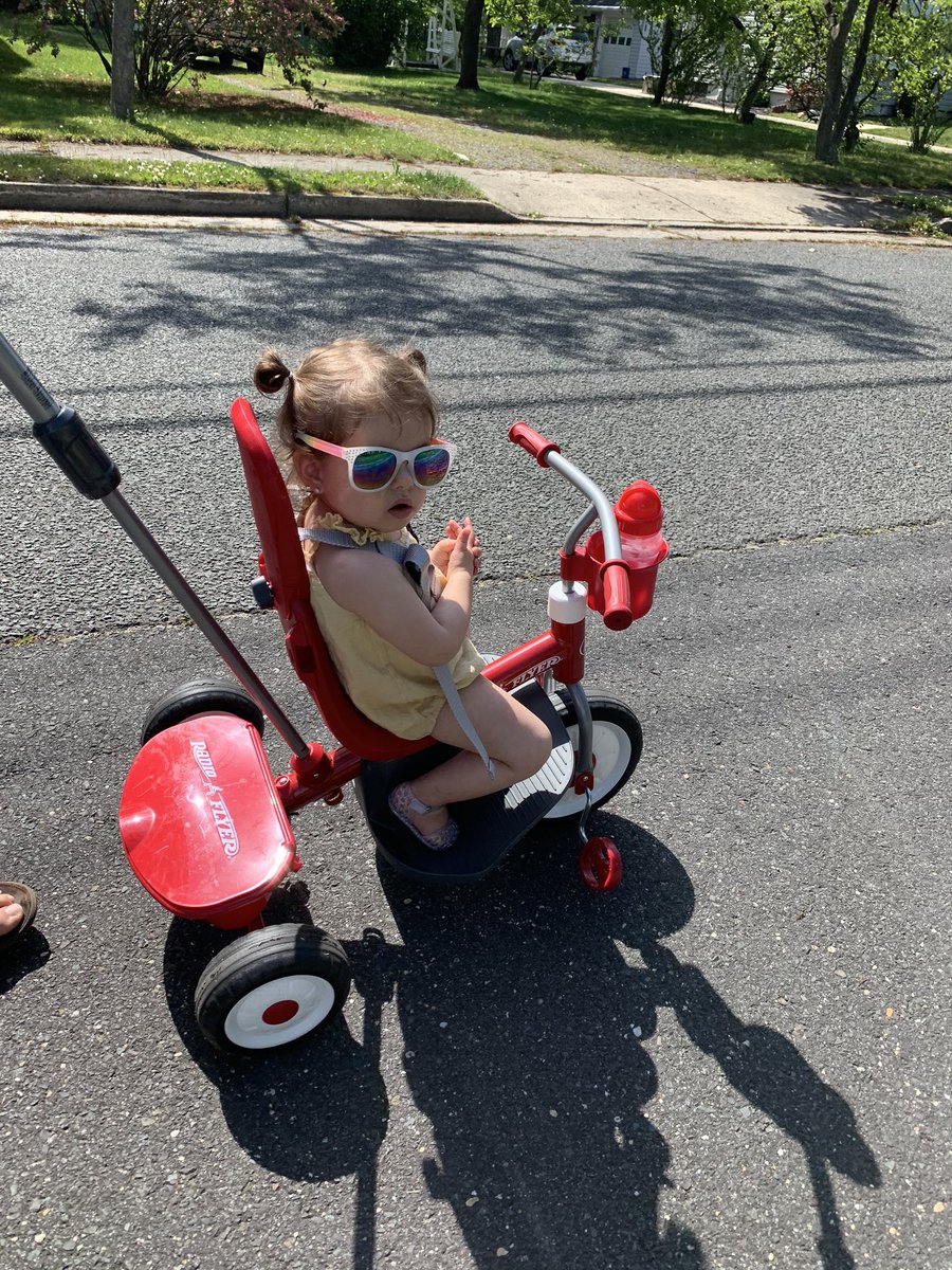 The Grothues family enjoying #navfunfriday activities! <a href="/NavesinkSchool/">Navesink School</a>