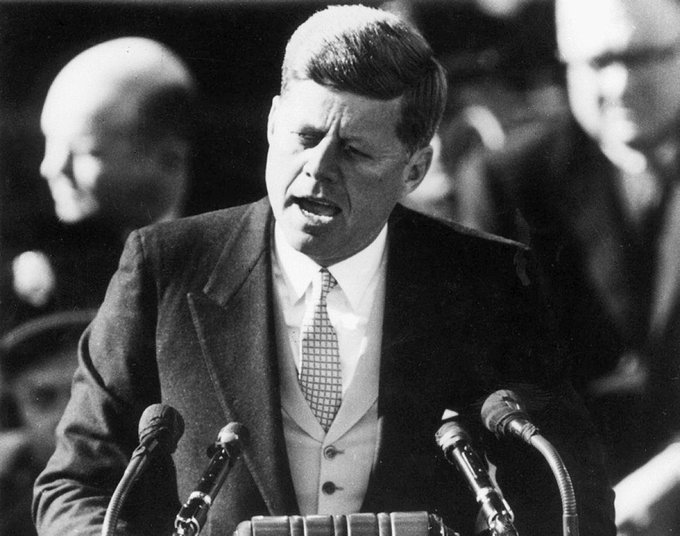 U.S. President John F. Kennedy's (born on this date May 29 in 1917) Inaugural Address on January 20, 1961:   #OTD  #JFKGuterman
