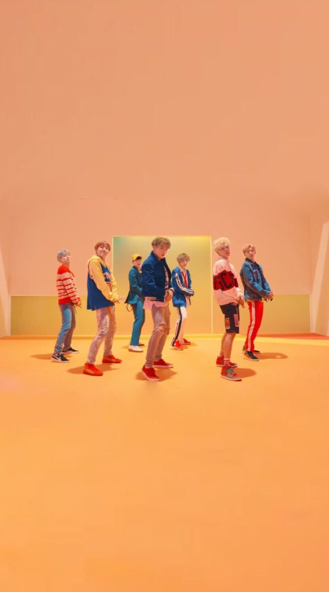 Kim_Kisses_'s tweet photo. ~Vai ficar aqui até Dna bater 1 bilhão #DNA1b #ViewsDna @BTS_twt https://t.co/ZLsuwXqwBr