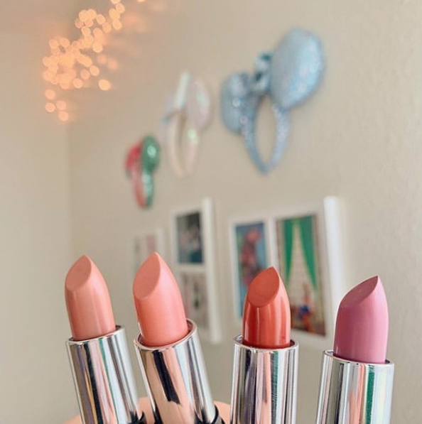 Red Apple Lipstick tweet media