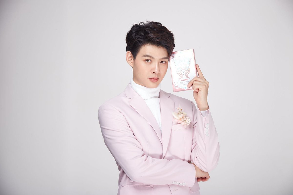 SaintChannel's tweet photo. Annaclan Peach Blossom Romantic Lucky Mask
Presenter หล่อ เท่ น่ารัก ผิวสวย ❤️❤️
🛒PROMOTION ซื้อ1แถม1 ในราคา 450.- สุทธิ
🔗https://t.co/Aq203Hzl02 
#Annaclan #Saint_sup #MingEr #ZaintSee https://t.co/doP1FRqvez