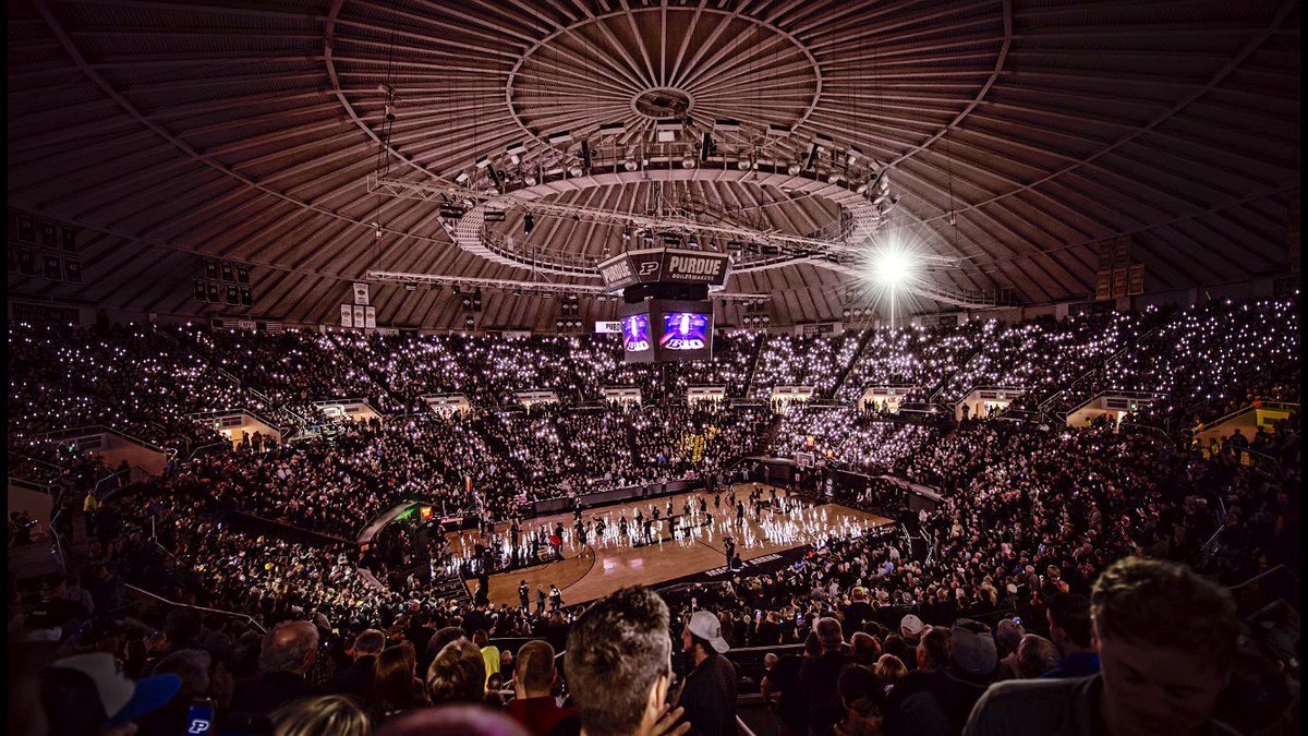 Agreed! And playing in the @B1GMBBall @bigten inside always packed #MackeyArena in front of the loudest fans is 2nd to none. #BoilerUp #HammerDown #ChooChooMuthas https://t.co/FXOOq7vqyE https://t.co/N96XDZ0ujS