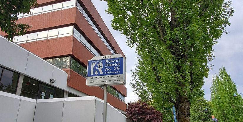 “Education Assistant's are an important part of the school system and help implement and support remote learning in a variety of ways.” #SD38 #RichmondBC buff.ly/36FLeXg